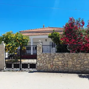 Belamandil Garden ,family Holidays ,caminho Do Torrejao Сasa de vacaciones Olhão
